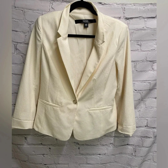 Women’s KENSIE Cream Textured Blazer Jacket Size Medium - Picture 1 of 7